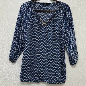 Zac & Rachel Chevron Pattern Women's Blouse